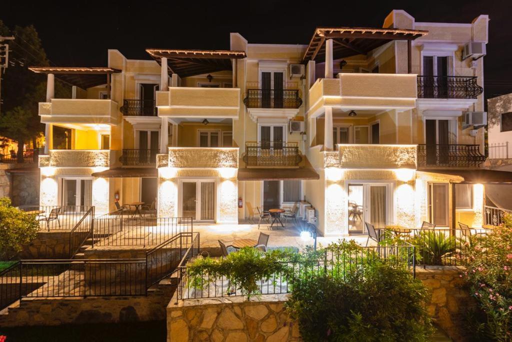 Farrys Boutique Hote&Beach Club Yalıkavak Extérieur photo